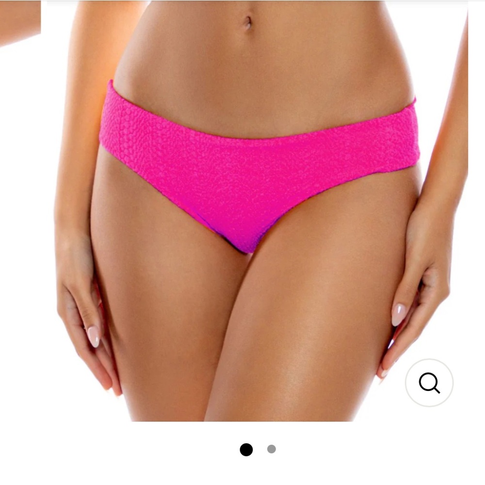 NEW Lulu Fama Blazing Pink Wavy Baby Seamless Full Ruched Back Bottom Small